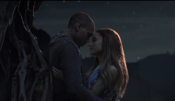 Chris Brown feat Ariana Grande: Don’t Be Gone Too long: testo, traduzione e video ufficiale