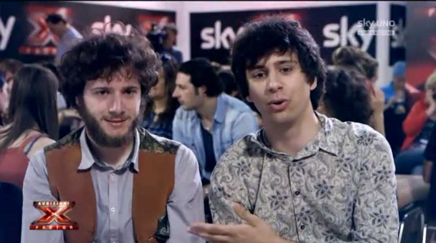 X Factor 2014, Cecco e Cipo cantano Vacca Boia (Video)