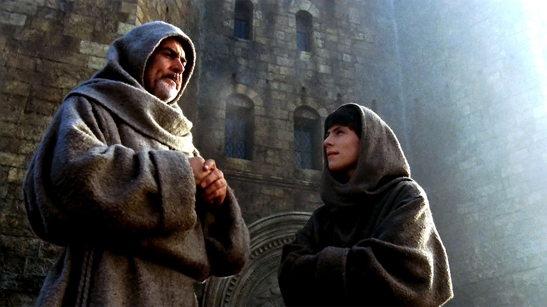 Stasera in tv su Rai 2: “Il nome della rosa” con Sean Connery