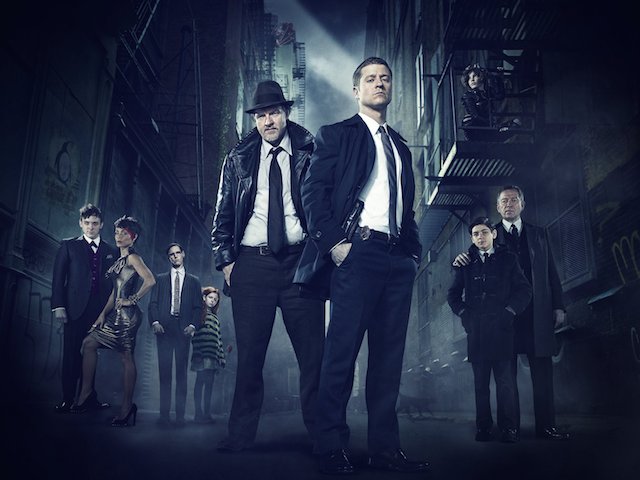 Gotham, su Italia 1 (e su Premium Action) noir ed azione per la serie tv che racconta l’arrivo di Batman