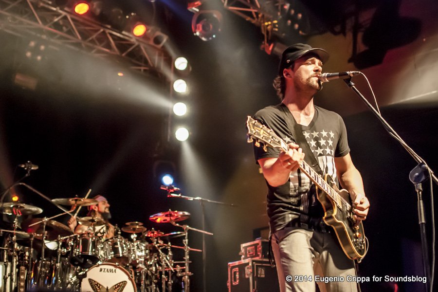 Flying Colors foto concerto Trezzo Milano 8 Ottobre 2014