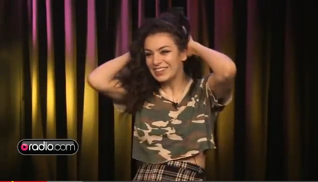 Charli XCX è fan di Britney Spears: “La sua musica è intelligente e fantastica!”