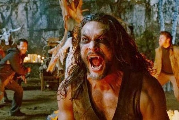 Wolves: trailer senza censure dell’horror con licantropi con Lucas Till e Jason Momoa