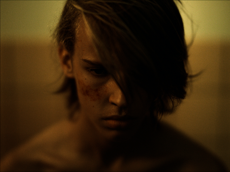 Violet: foto e poster