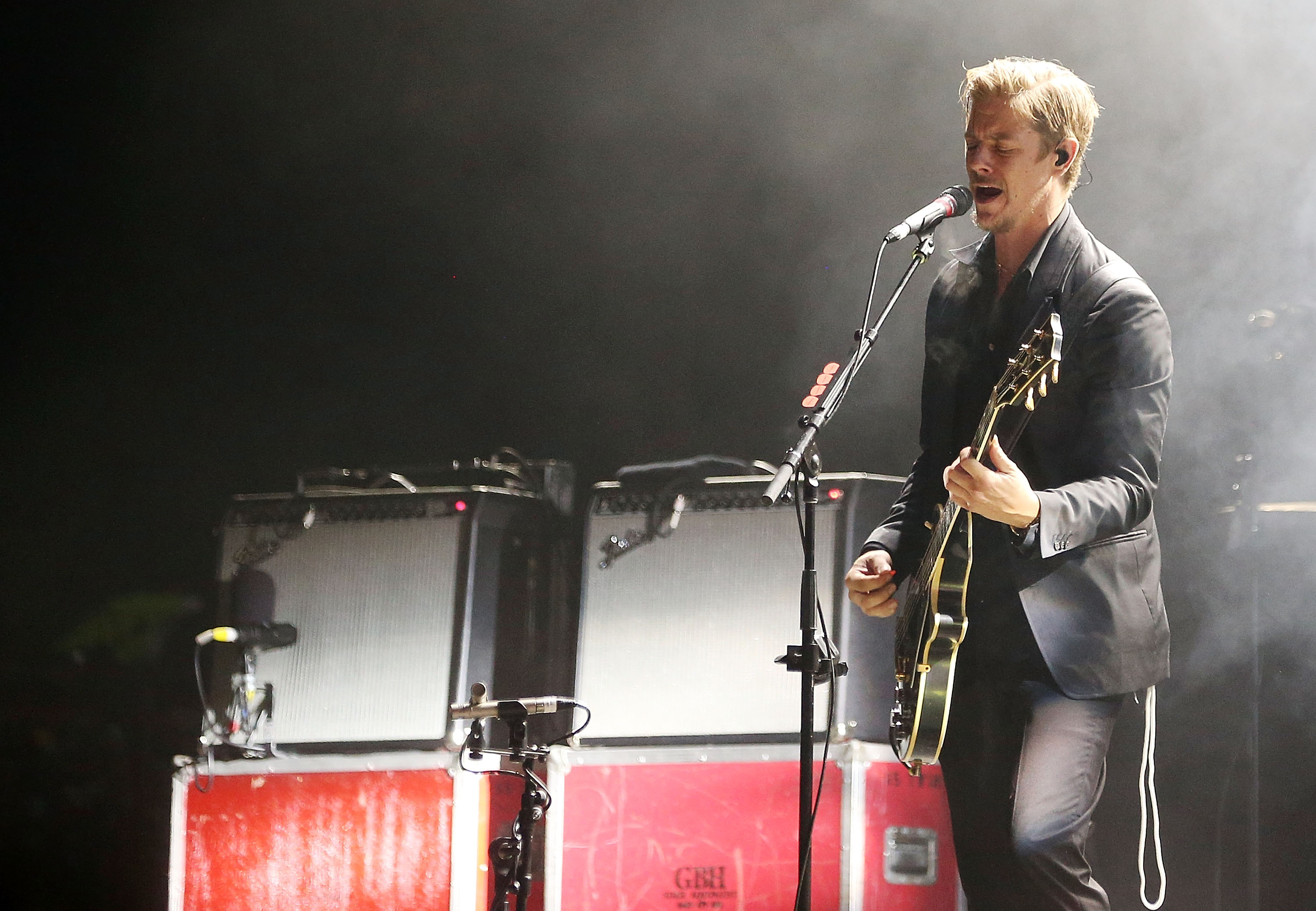 Interpol bloccati nella neve per 50 ore: cancellato il concerto di Toronto
