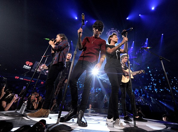 One Direction in Do They Know It’s Christmas?: il gruppo nella Band Aid 30