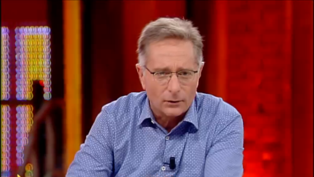 Avanti un altro, Bonolis sui programmi della D’Urso: “Un briciolo di necrofagia in quel prodotto”