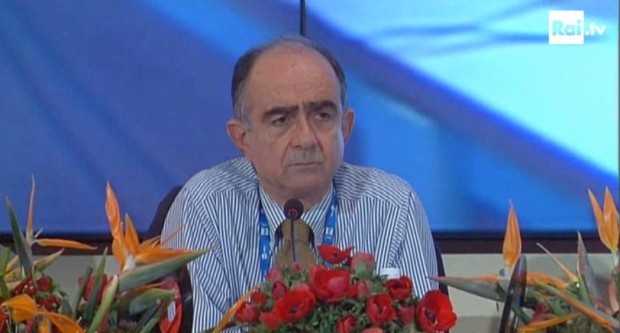 Leone (Rai1): “Dopofestival Sanremo 2015 solo sul web. Costanzo contro Carlucci? Non si ripeterà”
