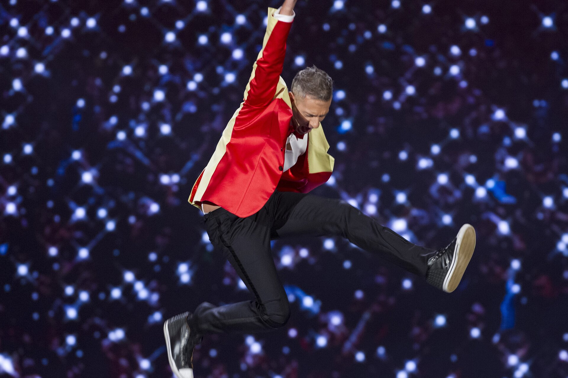 Zelig, Giovanni Vernia imita Jovanotti