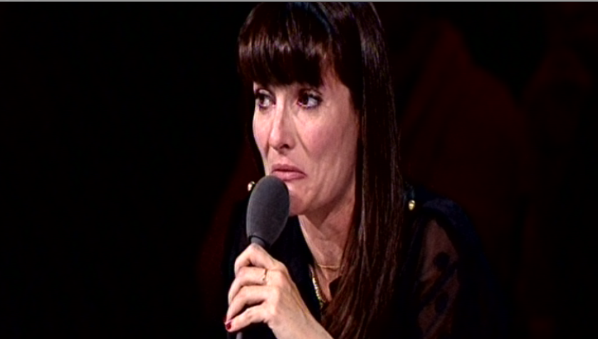 X Factor 2014, Victoria Cabello piange. Poi torna polemica all’ExtraFactor: “Ora ho capito il gioco”