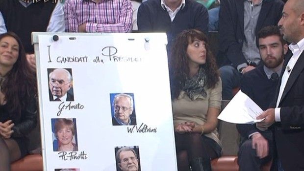 La Gabbia non regge tre ore di diretta. Su La7 dalle 23.30 va in onda la replica della puntata