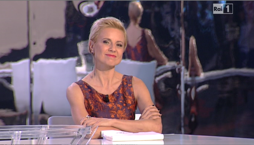 Ospiti tv sabato 22 e domenica 23 novembre 2014: Antonella Elia, Valerio Scanu, Marco Mengoni