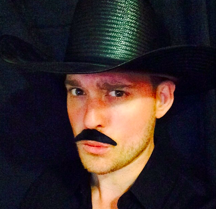 Michael Bublè, le cover su Instagram da Milkshake di Kelis a Taylor Swift (Video)