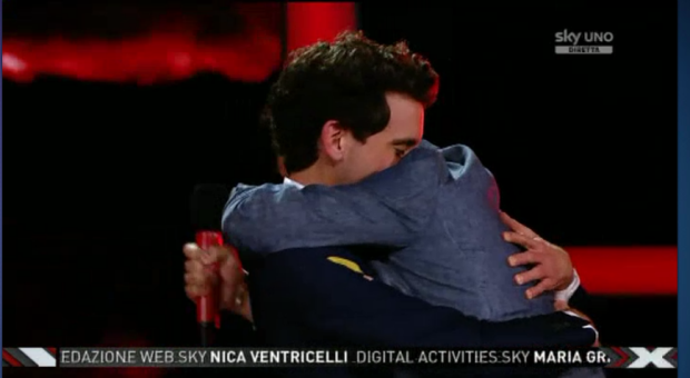 X Factor 2014, 27 Novembre, diretta: eliminati i Komminuet, tutte le esibizioni