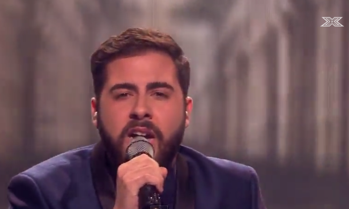 X Factor Uk, Andrea Faustini canta Chandelier di Sia (Video)