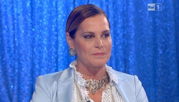 Simona Ventura: “A gennaio mi vedrete nel sabato sera di Rai 1”. Confermato Notti sul Ghiaccio?