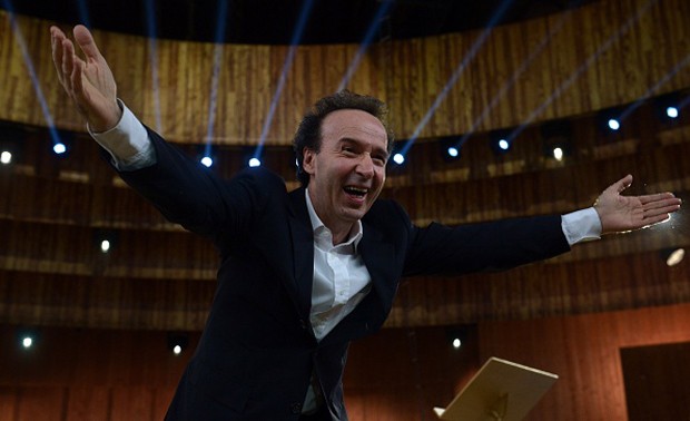 Natale 2014 su Radio2 con Benigni, PIF live a Capodanno