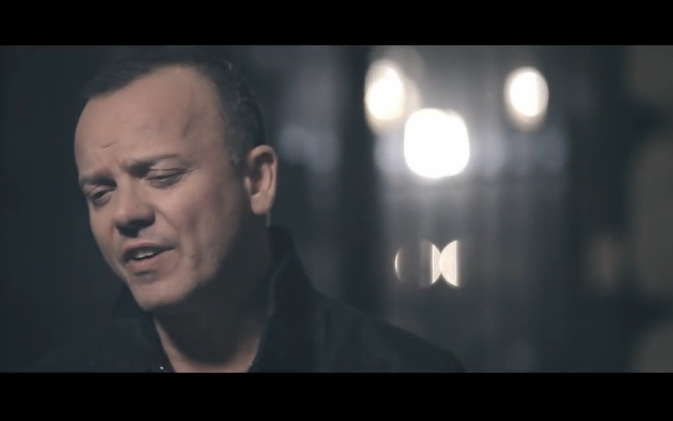 Gigi d’Alessio, Una lunga sera: testo e video ufficiale