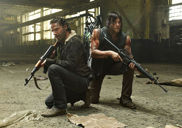 The Walking Dead, Scott Gimple parla del colpo di scena del midseason finale. E sui social network lo spoiler fa arrabbiare i fan