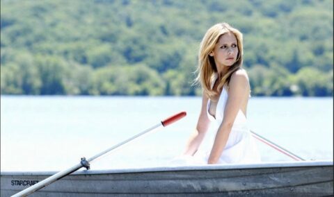 Veronika decide di morire: trailer, poster e clip del film con Sarah Michelle Gellar