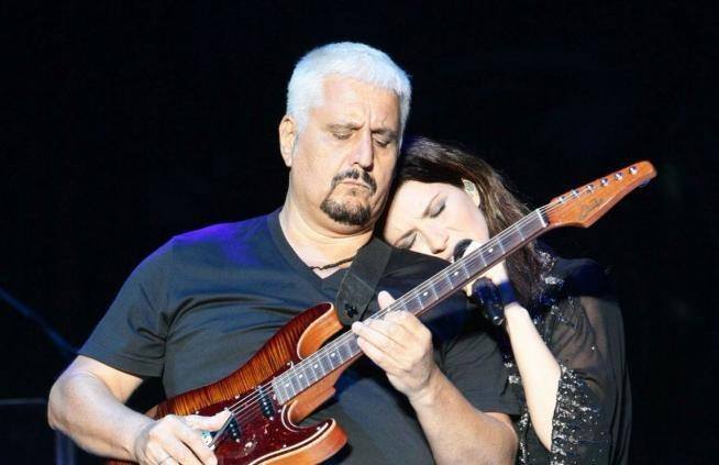 E’ morto Pino Daniele: la reazione dei cantanti amici da Emma a Anna Tatangelo e Giorgia