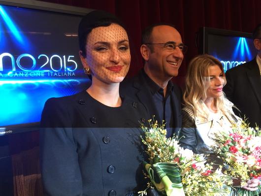 Sanremo 2015 conferenza stampa: Arisa, Emma e Rocio Munoz Morales vallette, le 20 cover dei Big