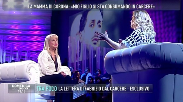 Aiart contro Domenica Live: “Capiamo che la figura di Corona attiri piu’ spettatori, ma cosi’ si rischia di farne un martire”