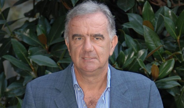Gene Gnocchi a TvBlog: “Mai rinunciato ad una battuta per timore delle reazioni. Sbagliai con Collina e mi scusai”