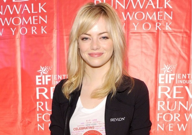 Forbes 2014, Emma Stone è l’attrice che fa guadagnare più dollari agli studios – battuto  Dwayne Johnson