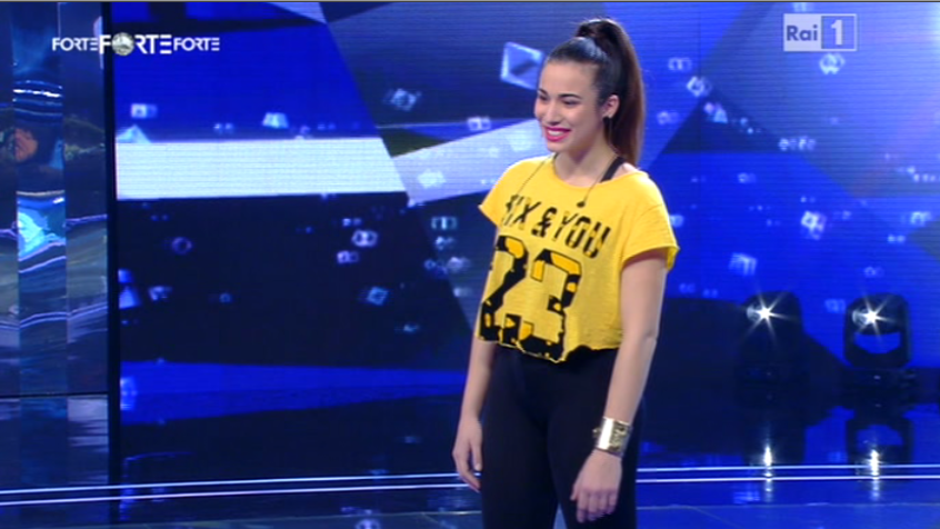 Forte Forte Forte, la Carrà rinnega il talent blindato per fare la giovane vecchia su Rai1. Ballandi salva un cast da ipermercato