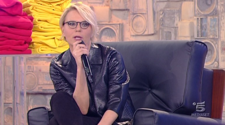 Morgan contro Maria De Filippi: “Stron*a”. Gasparri: “Speriamo che Mediaset la cacci”