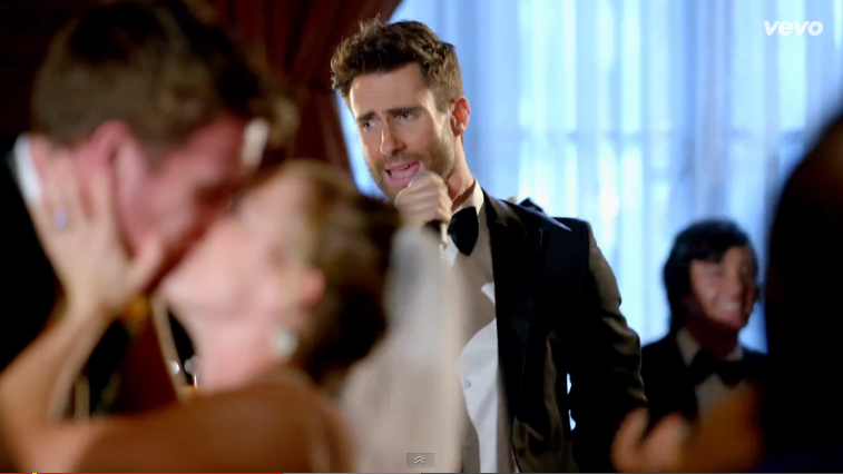 Maroon 5, Sugar: testo, traduzione e vide ufficiale