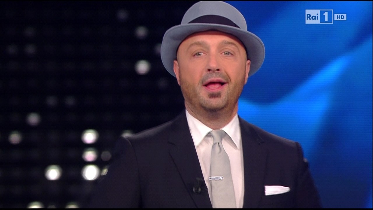 Joe Bastianich a Sanremo 2015 canta Quando Quando Quando