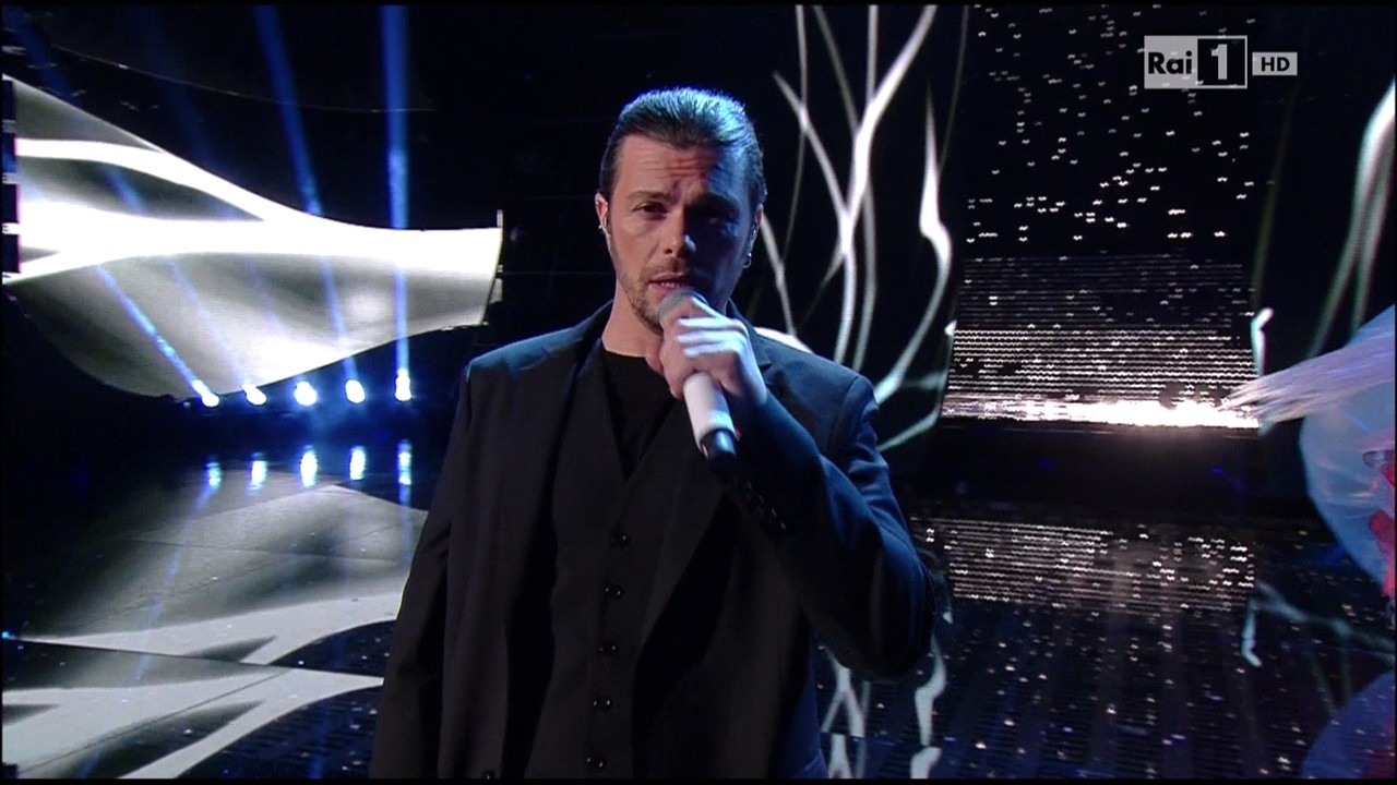 Sanremo 2015: Gianluca Grignani, Vedrai vedrai (testo e video esibizione)