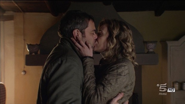 Solo per amore, ottava puntata del 18 febbraio 2015