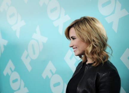 Da Miley Cyrus a Demi Lovato: 15 curiosità sulle canzoni di ex cantanti Disney