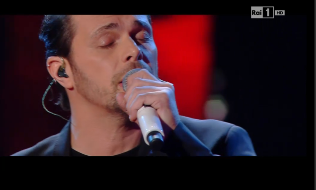 Sanremo 2015, Gianluca Grignani – Sogni infranti: l’esibizione finale