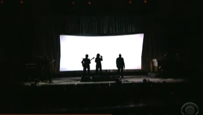 Grammy 2015, Rihanna, Kanye West e Paul McCartney in Four Five Seconds