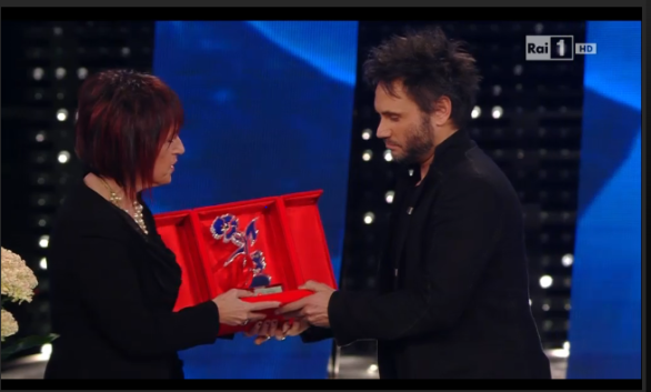 Sanremo 2015 cover: Nek vince con Se Telefonando