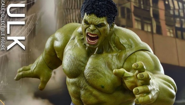 Avengers: Age of Ultron – la nuova action figure deluxe di Hulk by Hot Toys