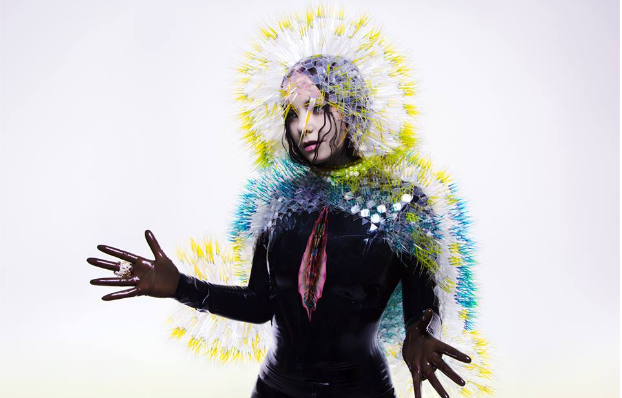 Bjork toglie Vulnicura da Spotify: “Non è per i soldi ma per rispetto”