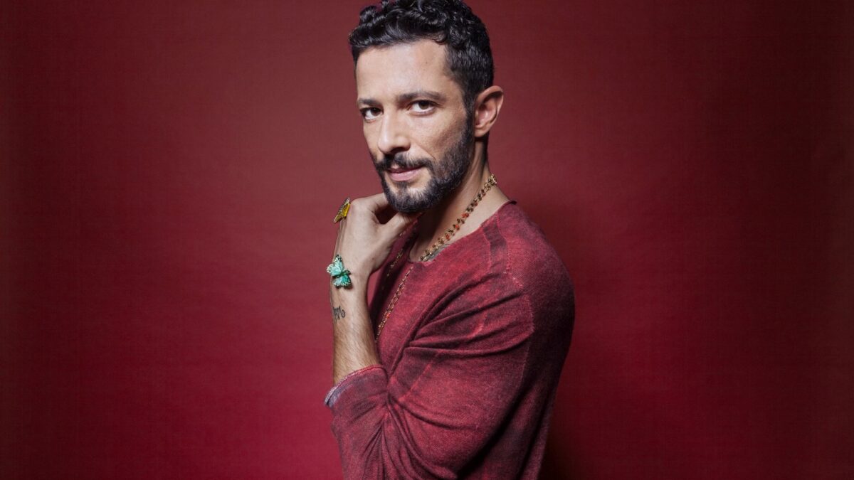 Sanremo 2015, Nesli a Blogo: “Sapevo già di essere un cantautore ma dovevo convincere tutti gli altri” (video)