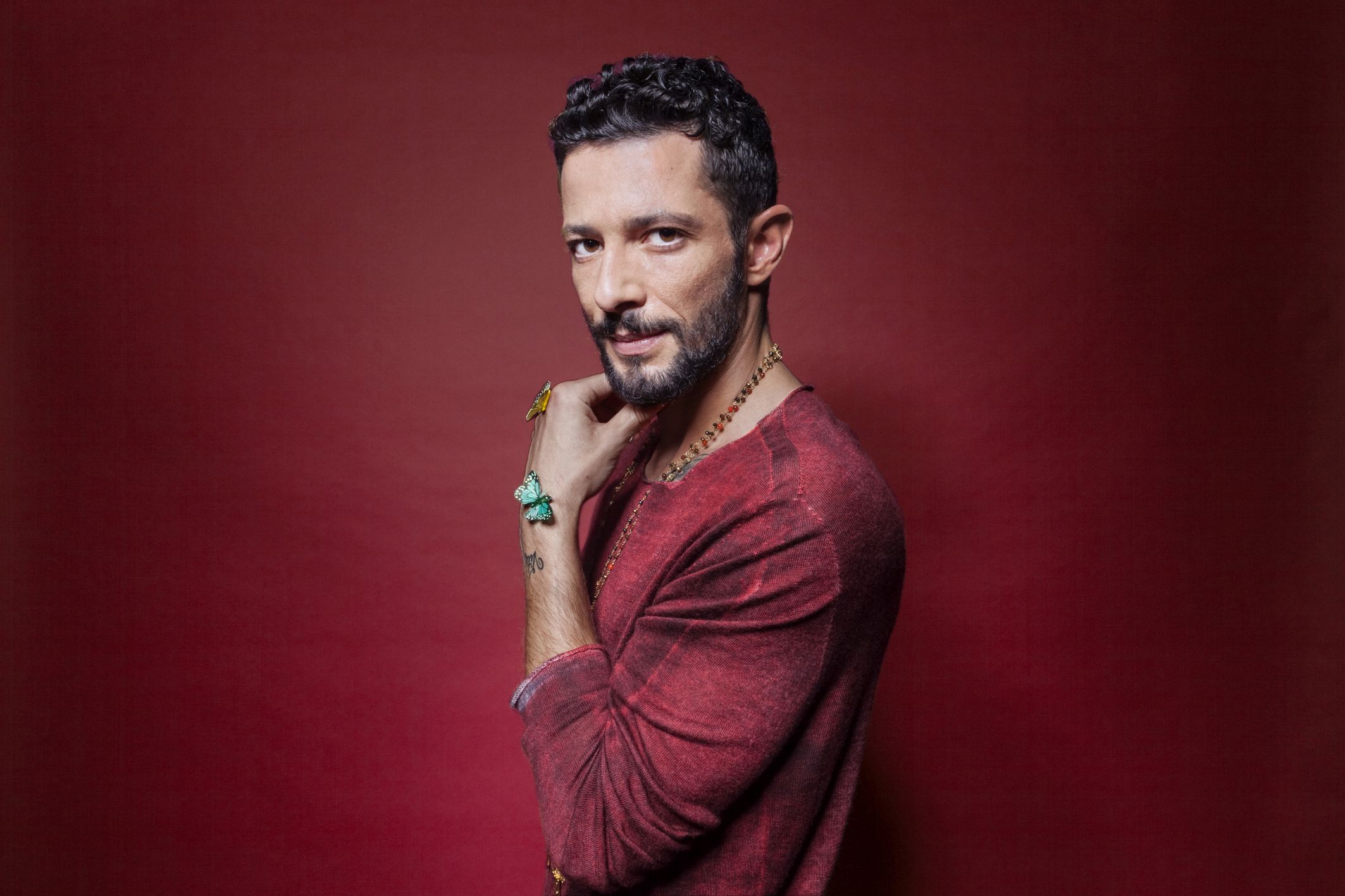 Sanremo 2015, Nesli a Blogo: “Sapevo già di essere un cantautore ma dovevo convincere tutti gli altri” (video)