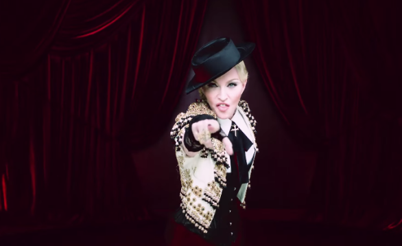 Madonna, Living for Love: BBC Radio 1 non trasmette la canzone e i fan protestano