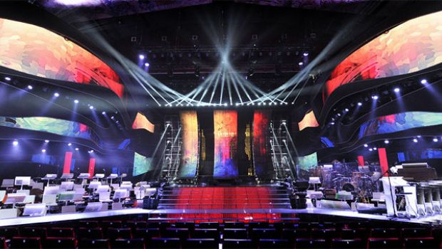 Sanremo 2015, la scenografia di Bocchini: un fiore all’Ariston