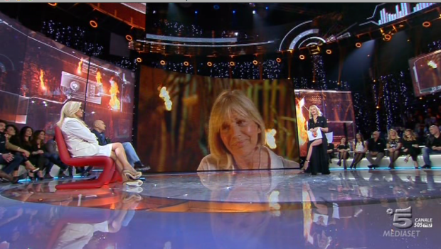 L’Isola dei Famosi: Catherine Spaak lascia per contrasti con la produzione?