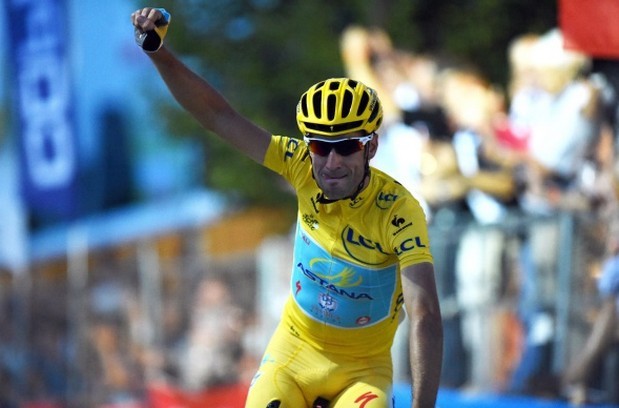 Vincenzo Nibali a Sanremo 2015: la gag mancata con Carlo Conti e Arisa