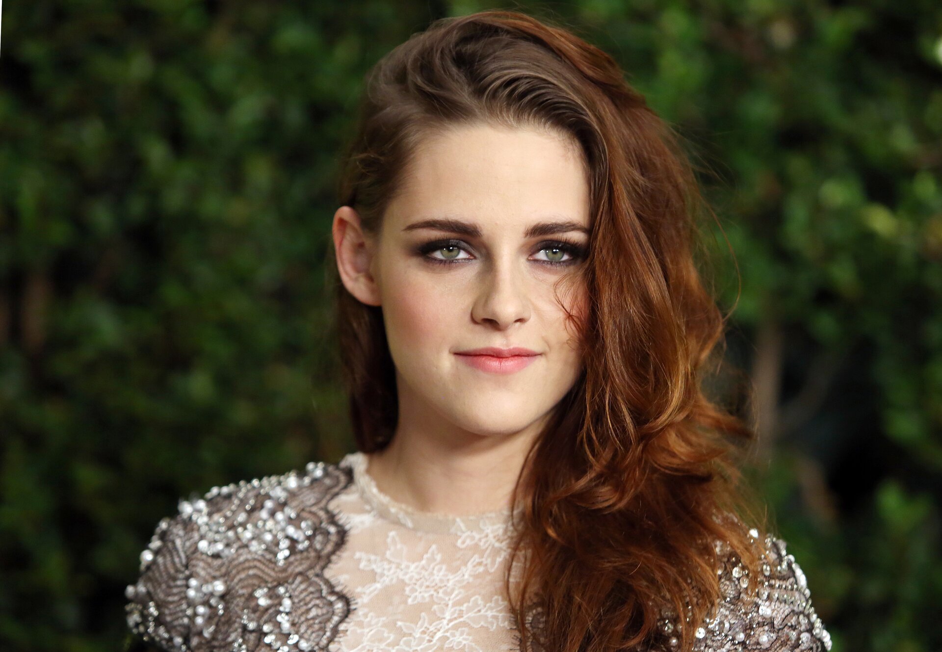 Film 2015-2016: Kristen Stewart e Bruce Willis per Woody Allen – Stephanie Sigman Bondgirl a sorpresa in Spectre