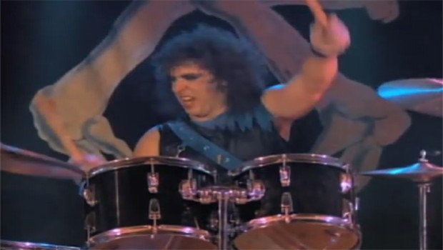 Twisted Sister, è morto il batterista AJ Pero