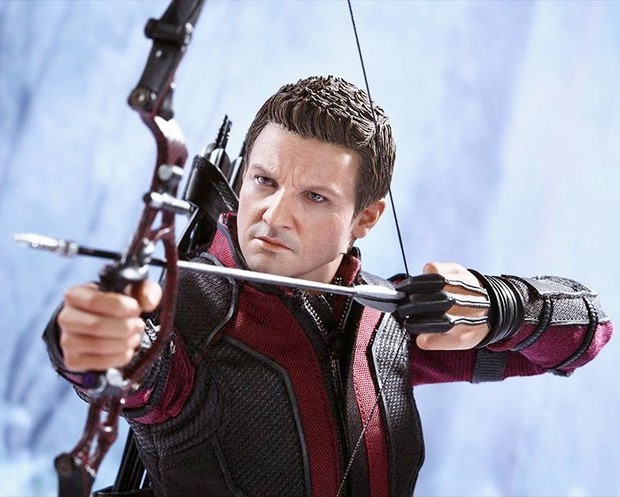Avengers 2: nuova action figure Hot Toys di Hawkeye